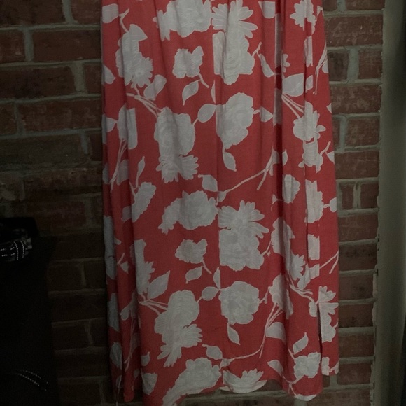 Cute floral dress! - Picture 4 of 6